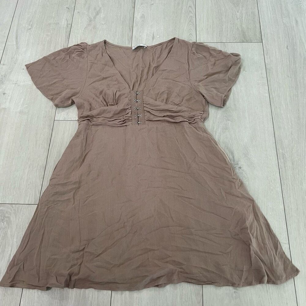 Aster taupe Hook Front Mini Dress Flutter Sleeves size L